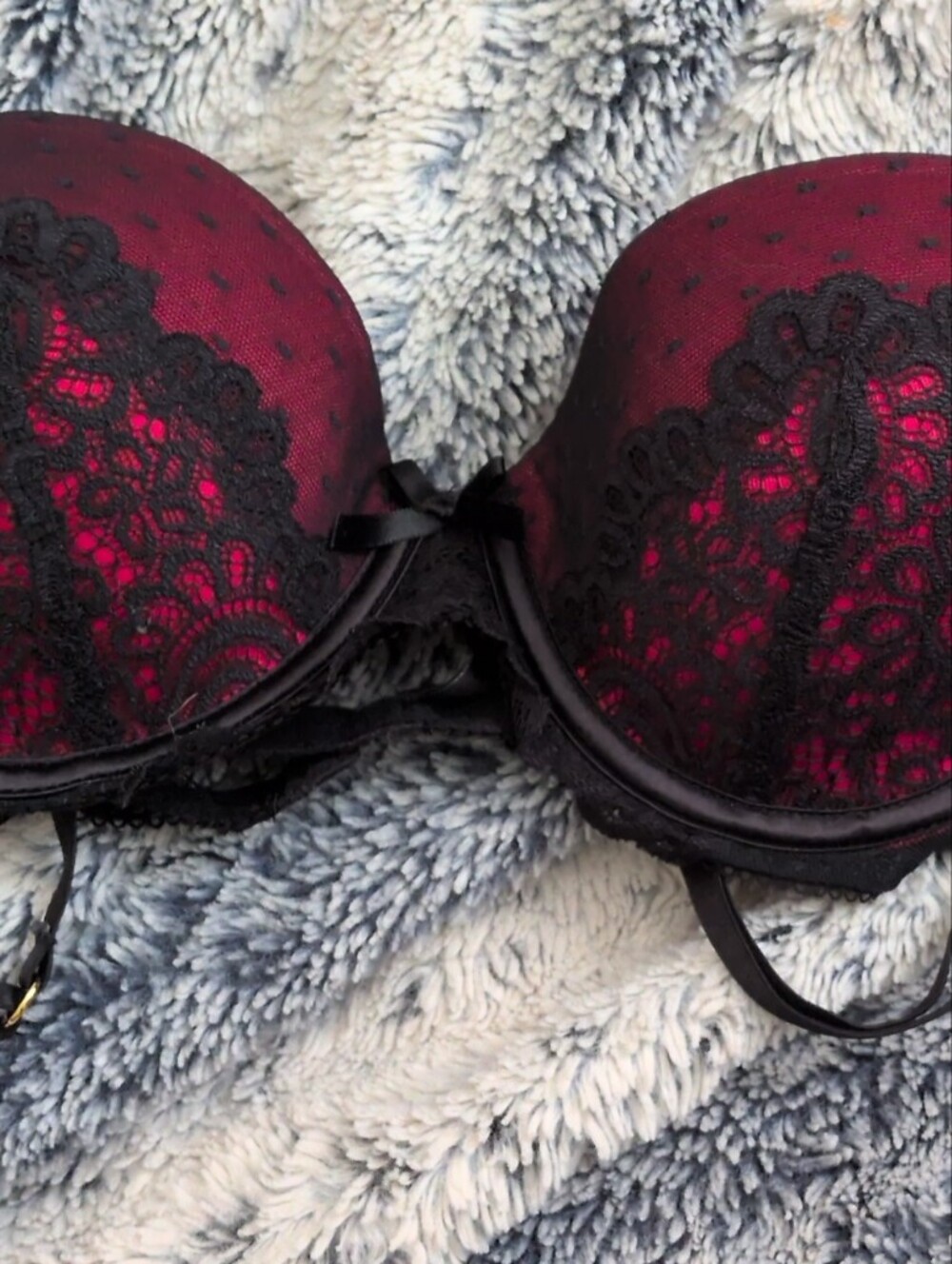 Women’s Lace Overlay Push-Up Bra - Black & Burgundy